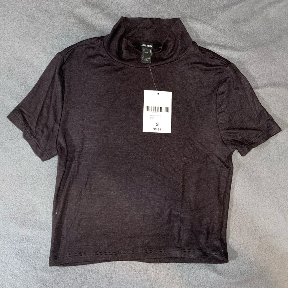 Mock Neck Short Sleeve